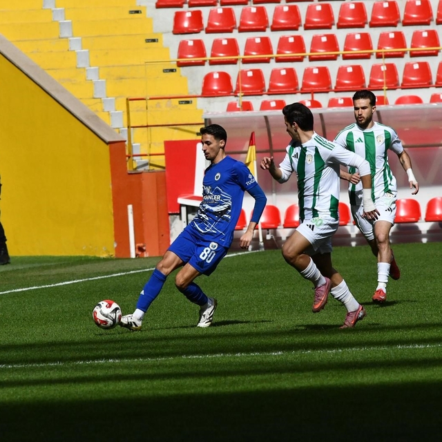 TFF 3.Lig: Erciyes 38 FK: 1-Malatya Yeşilyurtspor: 4