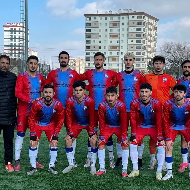 Döğerspor zirve yolunda 2 puan kaybetti
4 gol ve 3 kırmızı kart çıktı, kaza...