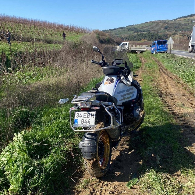 Bilecik'te kontrolden çıkan motosiklet devrildi: 1 yaralı