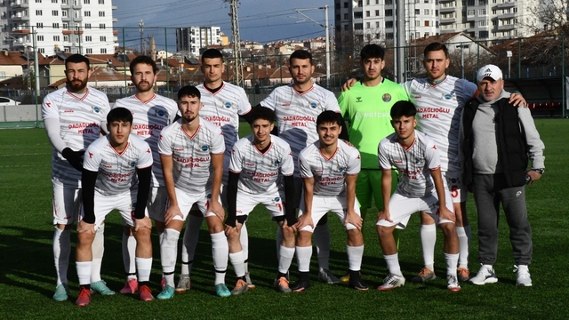 Lider Kayseri Şekerspor adım adım ilerliyor
