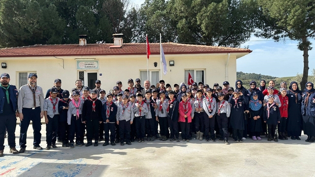 Aydın Diyanet İzcilik Kampı'nda 40 öğrenci İzcilik Yemini etti