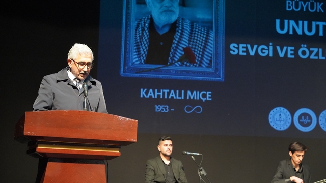 Usta Sanatçı Kahtalı Mıçe şarkılarıyla anıldı
