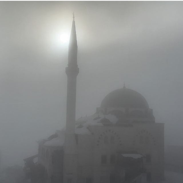Yüksekova'da yoğun sis ulaşımı olumsuz etkiledi