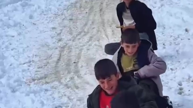 Patnos'ta yaşam kışın ardından canlanıyor