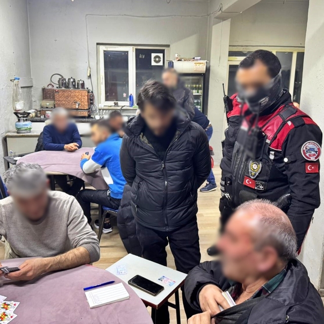 Dazkırı'da kahvehane ve eğlence mekanlarına yönelik denetim