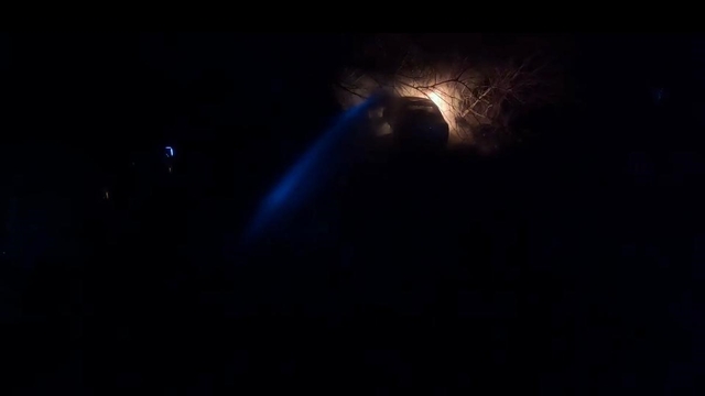 Uçuruma düşen otomobil alev aldı