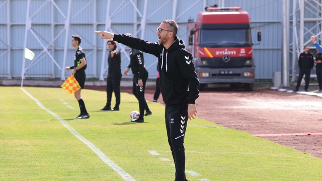 Menemen FK düşüşünü durduramadı