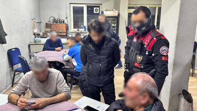 Dazkırı'da kahvehane ve eğlence mekanlarına yönelik denetim