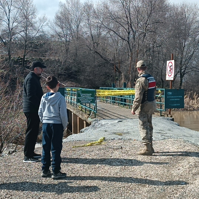 Tilmen Höyük'e ulaşımı sağlayan köprü, yaya geçişine kapatıldı