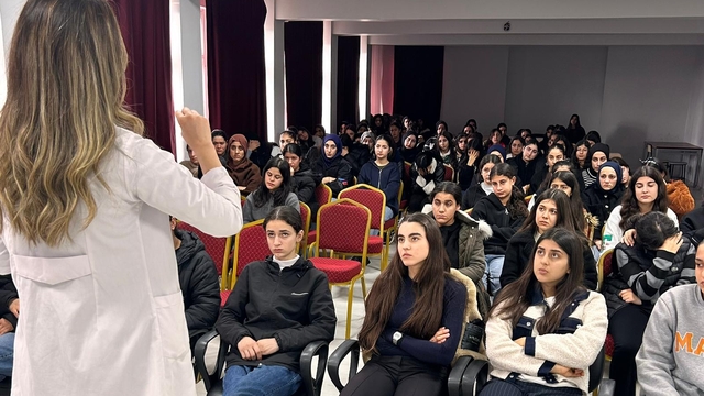 Kozluk'ta "Sağlıklı Çocuk Sağlıklı Gelecek" eğitimi