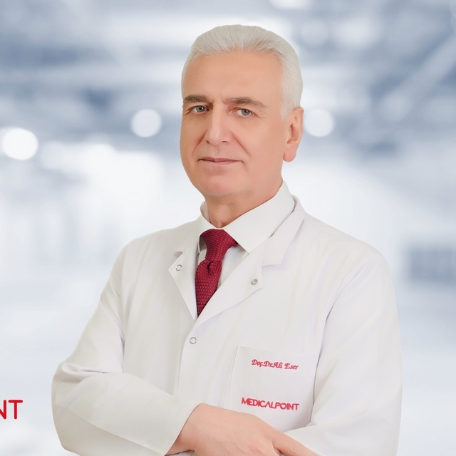 Doç. Dr. Eser, "Çay ve kahve demir emilimini azaltabilir"