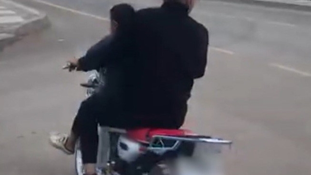 Sanal devriyeye takılan motosiklet sürücüsünün ehliyeti iptal edildi