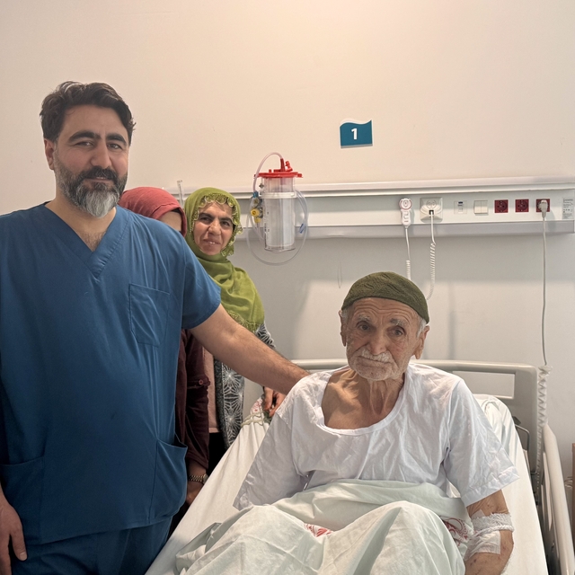 Mardin'de HOLEP yöntemiyle 3 büyük prostat ameliyatı başarıyla gerçekleştir...