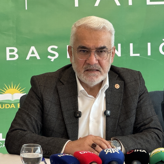 HÜDA PAR Genel Başkanı Yapıcıoğlu: Hiçbir emekli maaşı asgari ücretin altın...