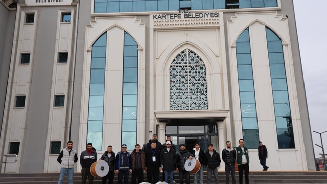 Kartepe'de Ramazan davulcularına görev kartı verildi