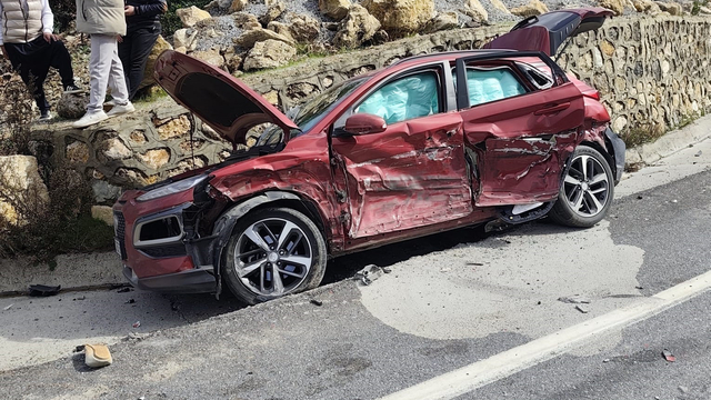 1 kişinin öldüğü kazada 2 otomobile çarpan TIR'ın sürücüsü tutuklandı