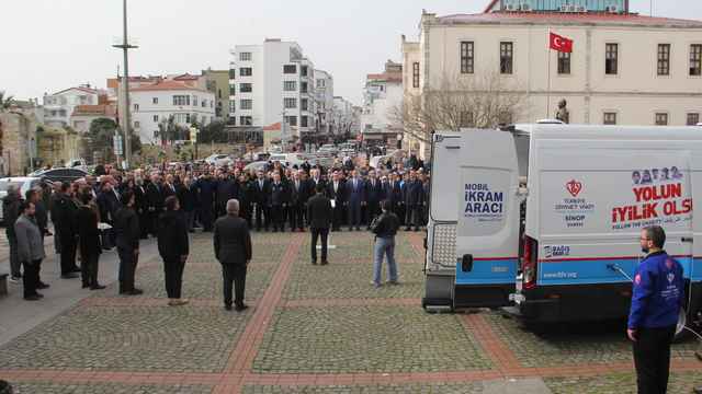 Sinop'ta mobil ikram hizmet aracı tanıtıldı