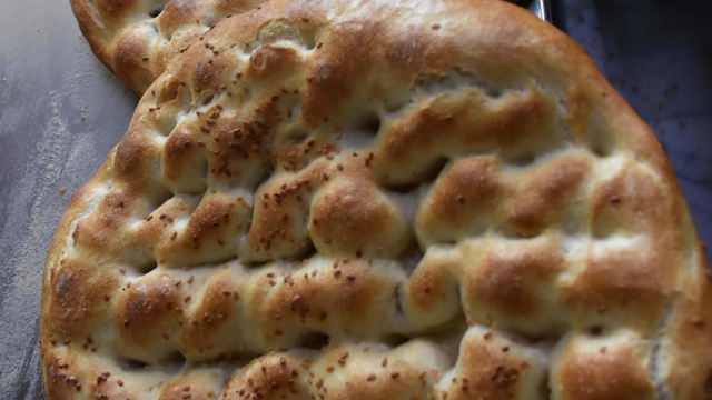 İzmir'de ramazan pidesinin fiyatı 30 TL