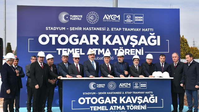 Konya'da Şehir Hastanesi-Stadyum Tramvay Hattı'nın 2. etap Otogar Kavşağı temeli atıldı