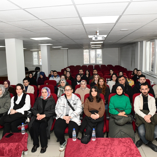Çatak'ta 'Motivasyon ve Mesleki Rehberlik' toplantısı