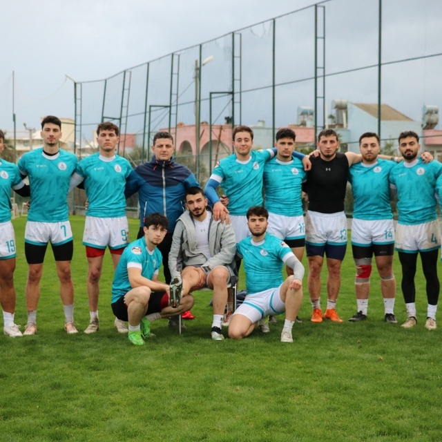 Körfez Gençlerbirliği, ragbi şampiyonasının ilk etabını ikinci tamamladı