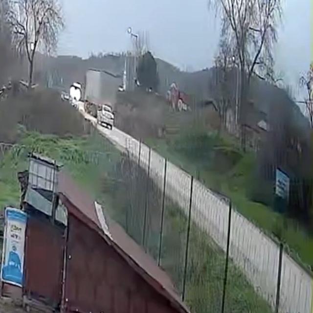 Bursa'daki kaza güvenlik kamerasında