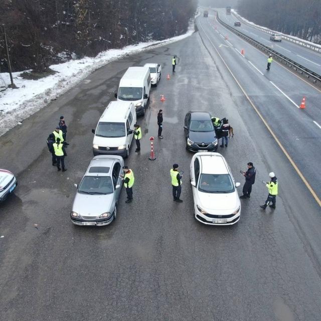 Düzce'de 2 bin 523 araca cezai işlem uygulandı
