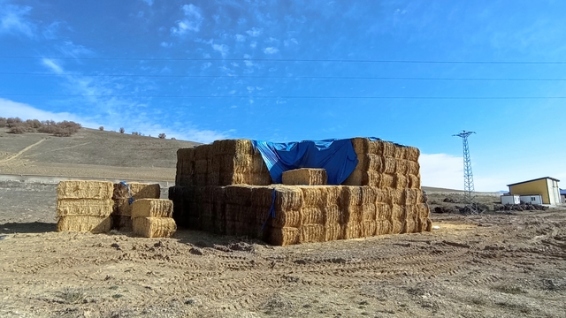 Tokat'ta elektrik akımına kapılan genç son yolculuğuna uğurlandı