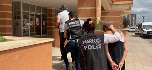 Motosiklette uyuşturucu maddeyle yakalanan sanıklar hakim karşısına çıktı