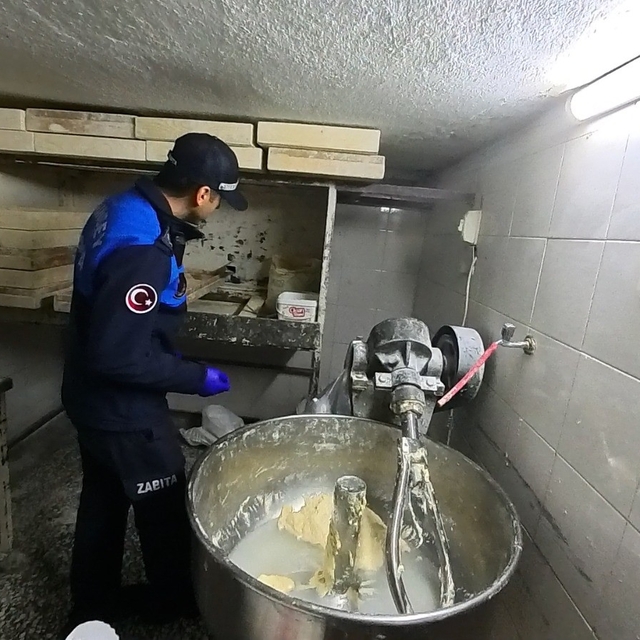 Şahinbey Belediyesi zabıta ekiplerinden Ramazan öncesi denetim