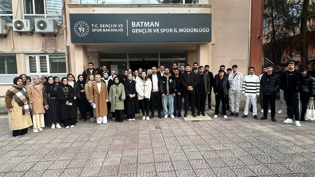 Sason'dan gençler "Gençler Bakanlığında" programı kapsamında Ankara'ya gitti