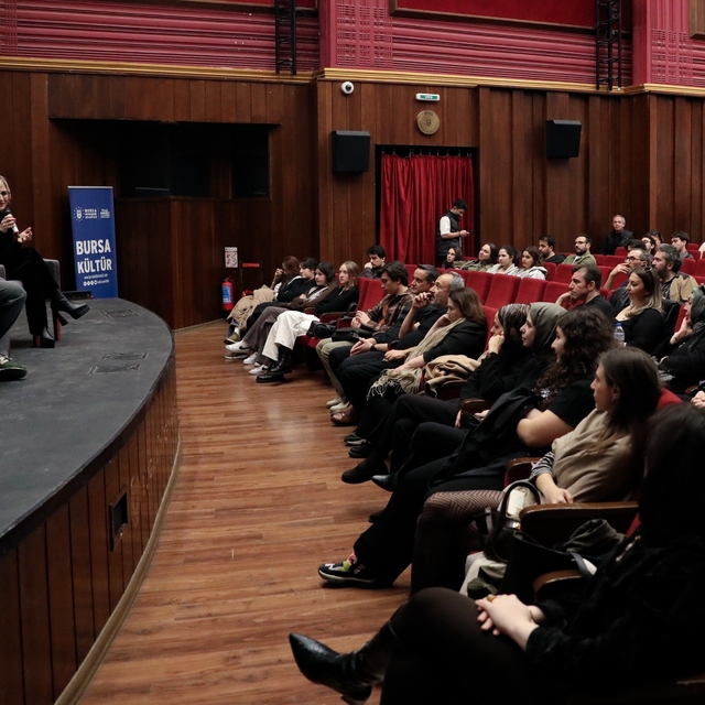 Ünlü yönetmen Karaçelik'in yeni filmi Bursalılarla buluştu