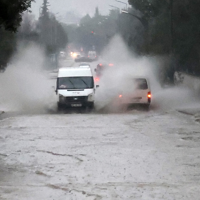 Muğla'ya yağmur ve fırtına uyarısı