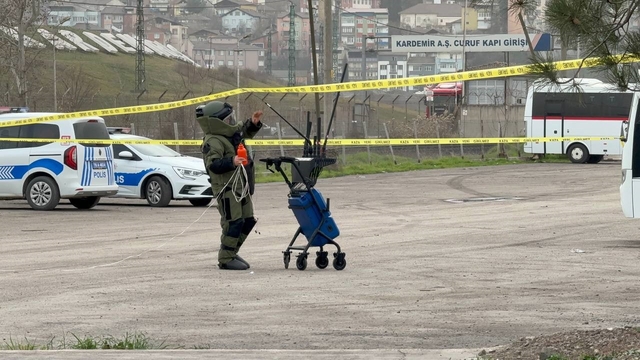 Sahipsiz valiz polisi harekete geçirdi
Açık otoparkta fünye ile patlatılan valizin boş olduğu tespit edildi
