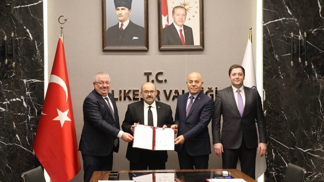 Edremit'te hayırsever desteğiyle sağlık yatırımları güçleniyor