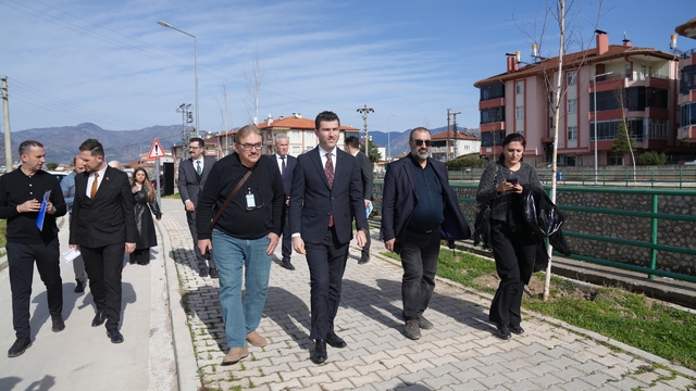 Erbaa Belediyesi yaklaşık 2 milyar liralık yatırım projelerini tanıttı