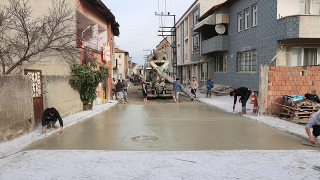 Vezirköprü'de baskı beton çalışması başladı