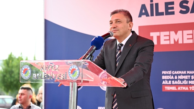 Antalya'da bir aile sağlığı merkezi ve 112 istasyonu açıldı, bir merkezin temeli atıldı