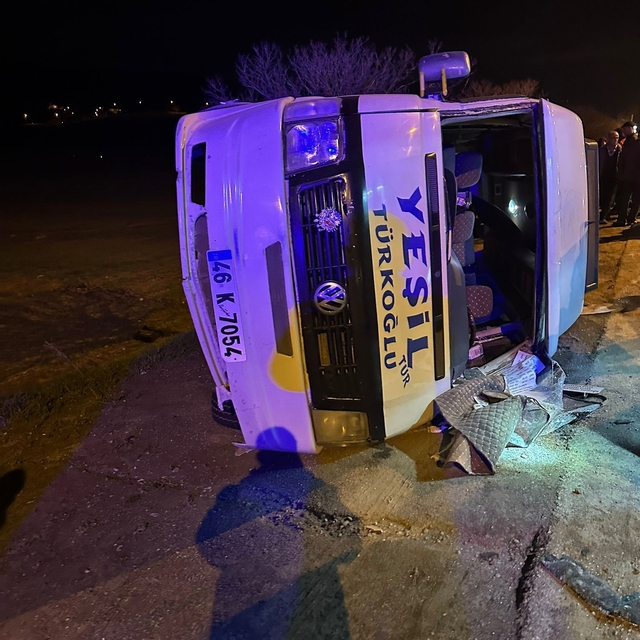 Kahramanmaraş'ta minibüs kazası: 10 yaralı