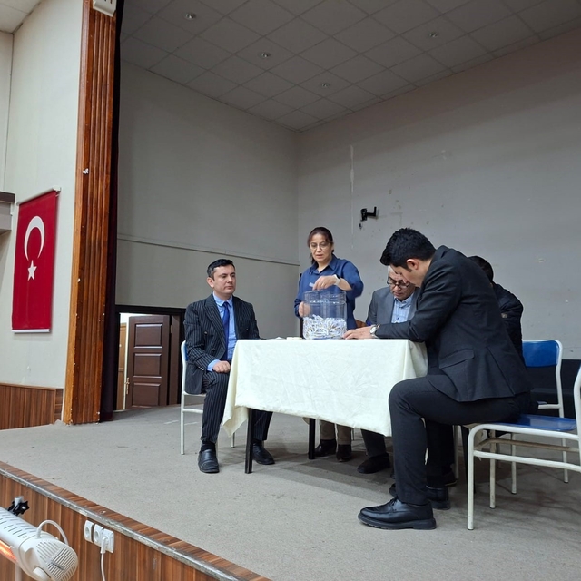 Kurumlarda çalışacak 150 kişi çekilen kurayla belirlendi