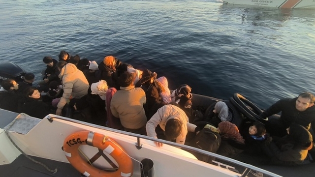 Çanakkale'de 37 düzensiz göçmen yakalandı