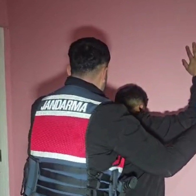 Mersin'de yasa dışı bahis operasyonu: 9 tutuklama