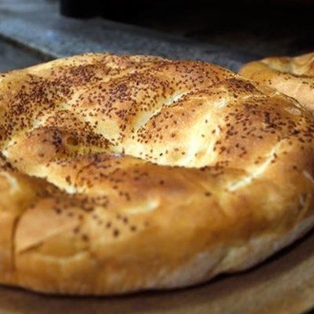 İzmir'de 300 gramlık Ramazan pidesi 30 TL'den satılacak