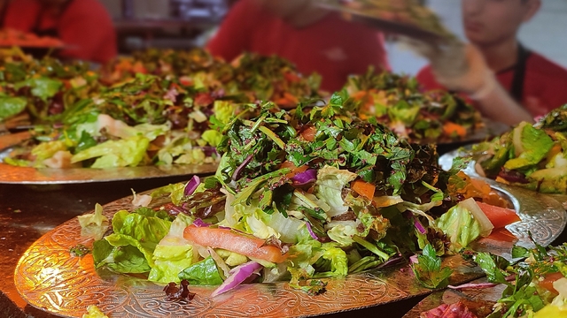 Ramazan'da doğru besin seçimi sağlık sorunlarını önlüyor
Diyetisyen Hande Selen Ok: "Bilimsel çalışmalar orucun olumlu etkilerini kanıtladı"