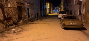 Gençler arasındaki kız kavgası kanlı bitti: 1 yaralı
Kavgada 17 yaşındaki g...