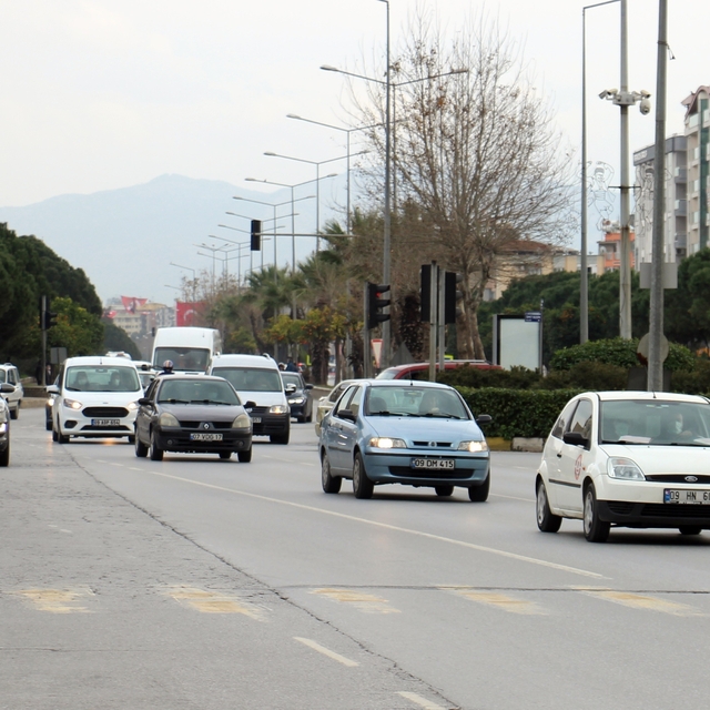 Aydın'da araç sayısı 671 bin oldu