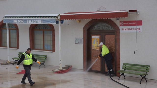 Bilecik'te camiler ilk teravih namazına hazır