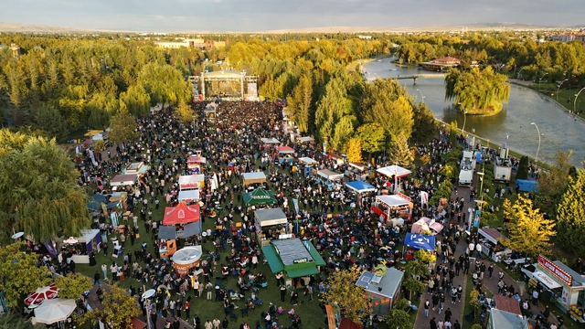 Eskişehir Kahve Festivali programı açıklandı
Çok sayıda sanatçının katılacağı festival için geri sayım başladı