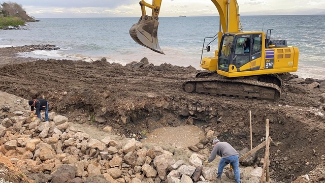 Sinop Kadınlar Plajı'na istinat duvarı