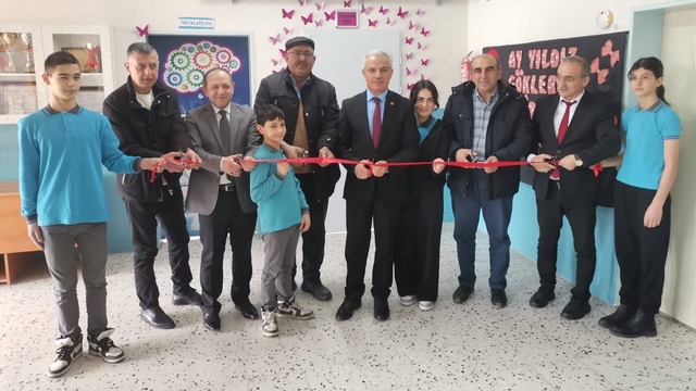 Merzifon'da köy okulunda matematik sınıfı açıldı